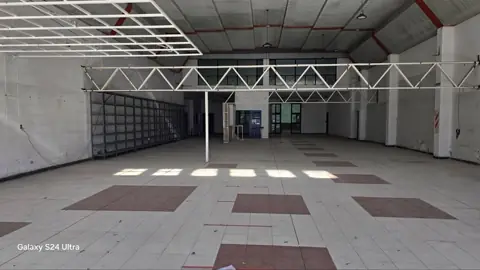 Amplio Salón Comercial en Calle Almirante Brown