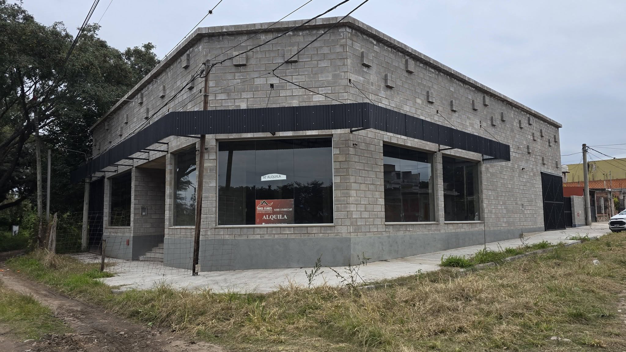 Depósitos/Galpónes de 640 m² frente a Ruta N° 9 en Alto Comedero